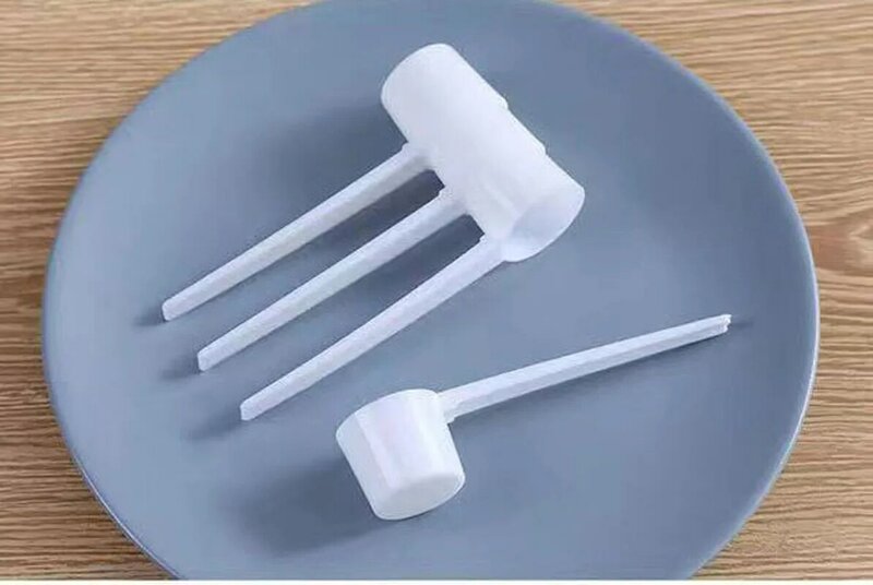 White Drug Pesticide Safety Measuring Spoon, seleção precisa 1 colher é 1 g pó, 2 pcs