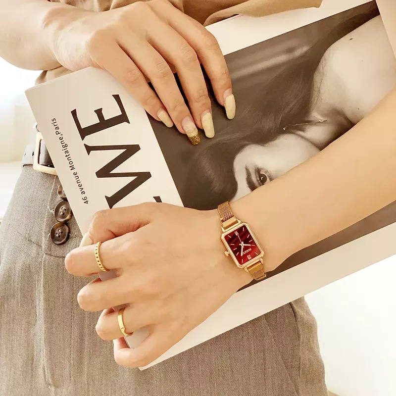 Orologi da donna Fashion Square Ladies Quartz Watch cinturino magnetico quadrante verde Simple Rose Gold Mesh orologi da donna di lusso