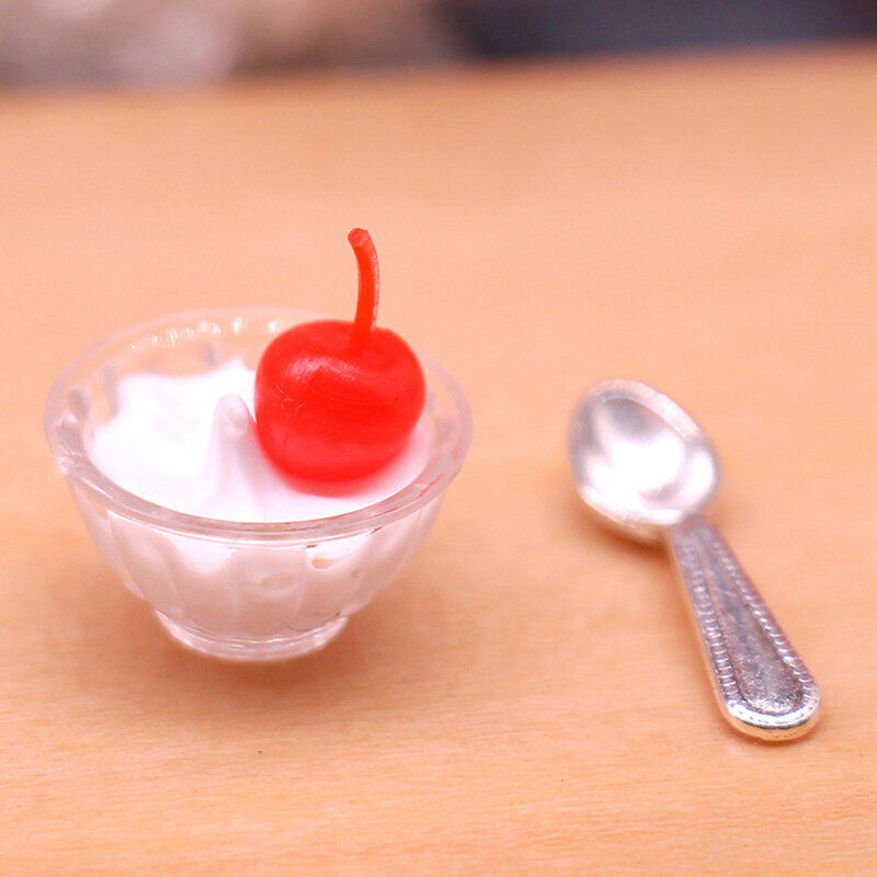 1:12 Miniatura Dollhouse Iogurte Ice Cream Cup / Milkshake copo para BJD Doll House Decoração