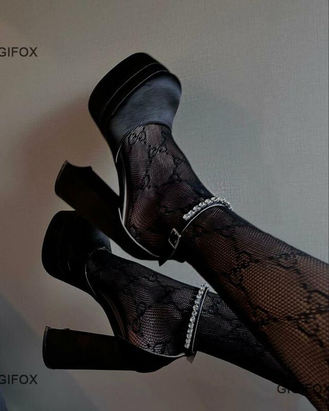 GIGIFOX-zapatos de tacón superalto estilo gótico punk para mujer, calzado con remaches, cosplay, hebilla, cadena de metal, punk