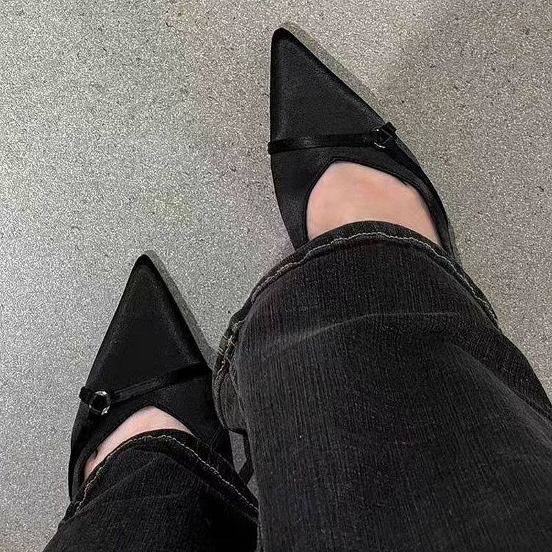 TRAF-zapatos de tacón medio con punta estrecha para mujer, sandalias negras con hebilla y correa de anillo de Metal pequeño, 2024