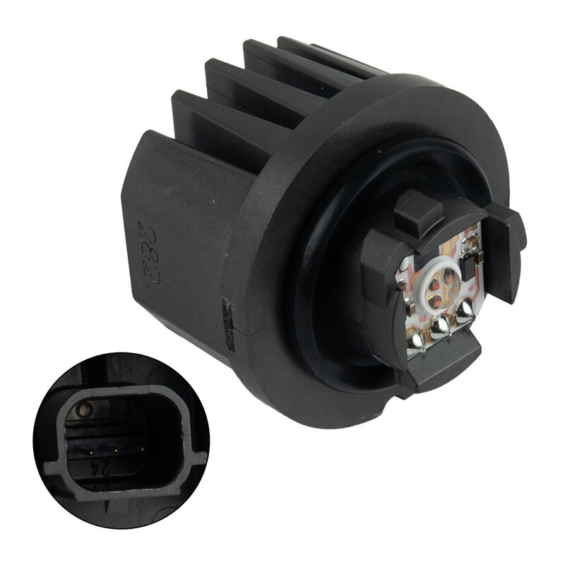 Ampoule LED noire durable pour feu arrière de voiture, pièces de freinage, feu stop, accessoires de voiture, 81536-15120, 1 pièce