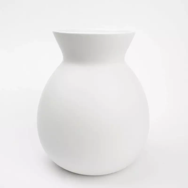 Mainstenci- Vase en céramique finition blanche unie, 6,75x8 po