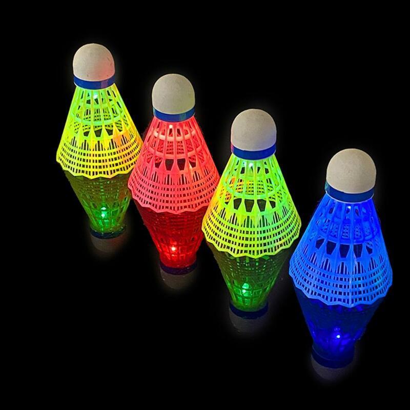 Set bulu tangkis anak-anak, kok Badminton Olahraga plastik busa LED warna-warni lampu LED 6 buah/Set