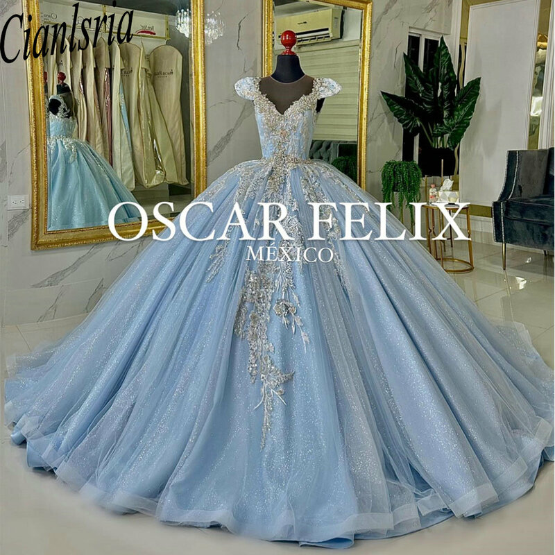 Gaun pesta berlian kristal biru muda gaun dansa Quinceanera korset renda applique berpayet bahu terbuka Vestido De 15 Anos