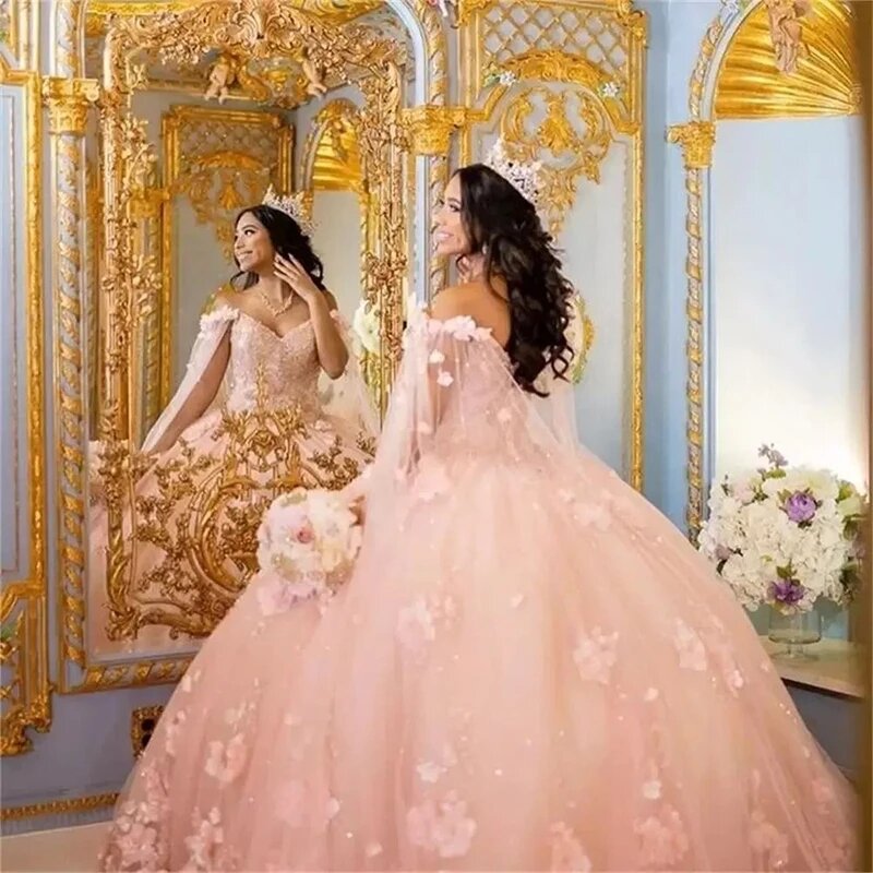 오프숄더 아플리케 퀸시네라 드레스, 3D 꽃, 연인 볼 가운, 케이프 얇은 명주 그물, 달콤한 16