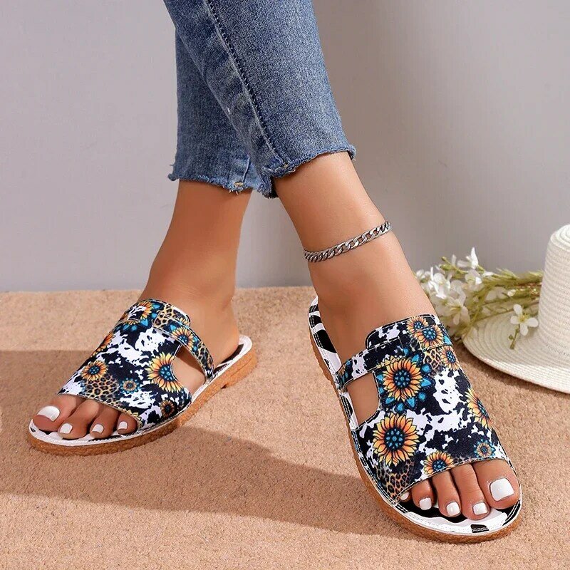 Summer New Women's Slippers Fashion Outdoor Non-slip Flat Shoes Casual Open Toe Slip-on Square Heel Color Femme Zapatillas