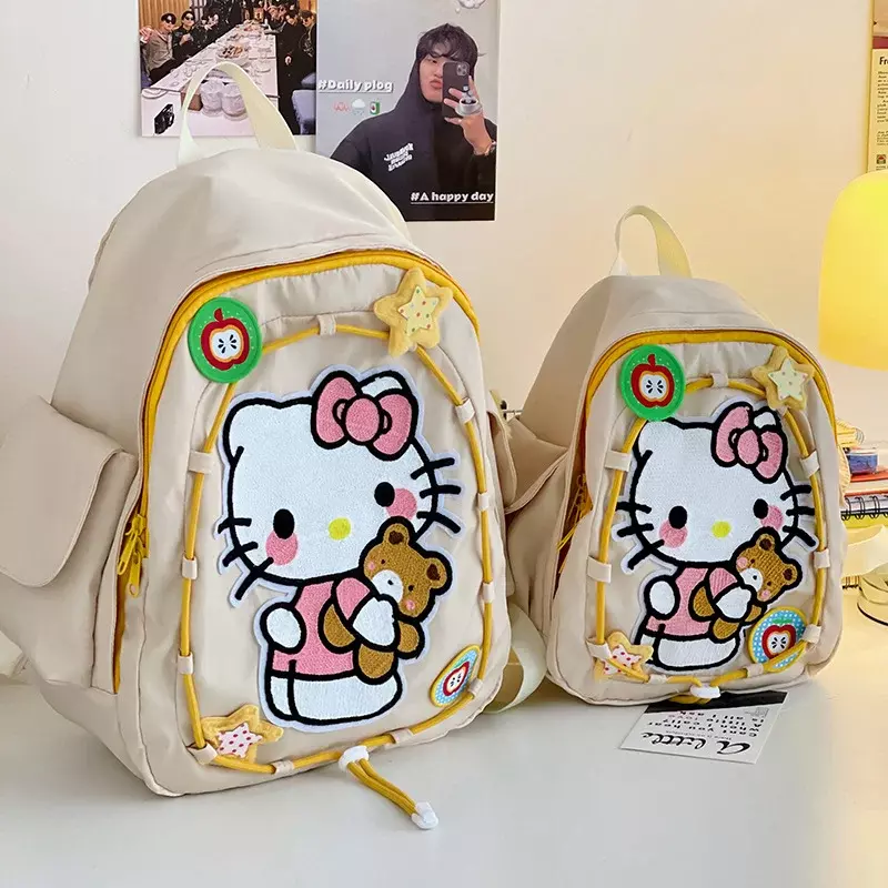 Sanrio New Hello Kitty Student Schoolbag Children Cute Cartoon Lekki i duży plecak o dużej pojemności