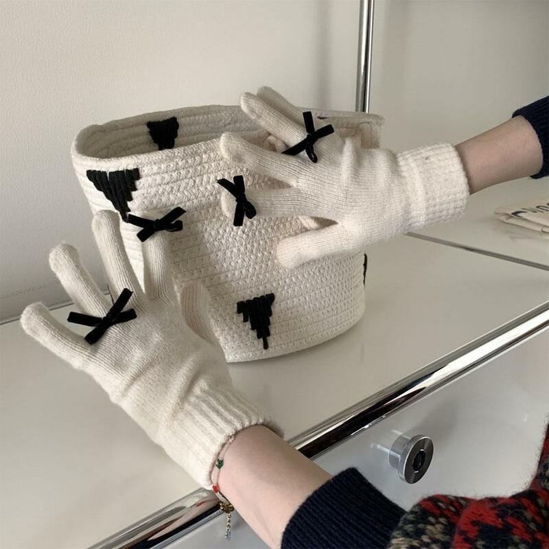 Women's Knitted Bow Gloves Winter Warm Split Finger Gloves Screen Mittens Female Crochet Gloves Christmas