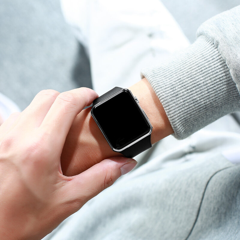 Jam tangan pintar LED baru multiwarna 2023 tali merah muda untuk jam tangan Digital tali silikon jam tangan pria wanita jam tangan pintar