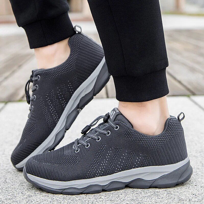 รองเท้าผ้าใบลำลองน้ำหนักเบาสำหรับผู้ชายและผู้หญิงรองเท้าวิ่งผ้าตาข่ายระบายอากาศได้ดีนุ่มทันสมัย