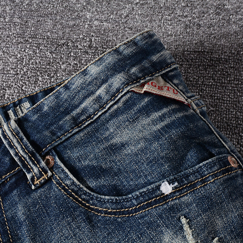 Nowo designerskie modne dżinsy męskie letnie elastyczne niebieskie w stylu Retro w stylu Vintage podarte krótkie jeansy Homme Patchwork Casual jeansowe szorty męskie