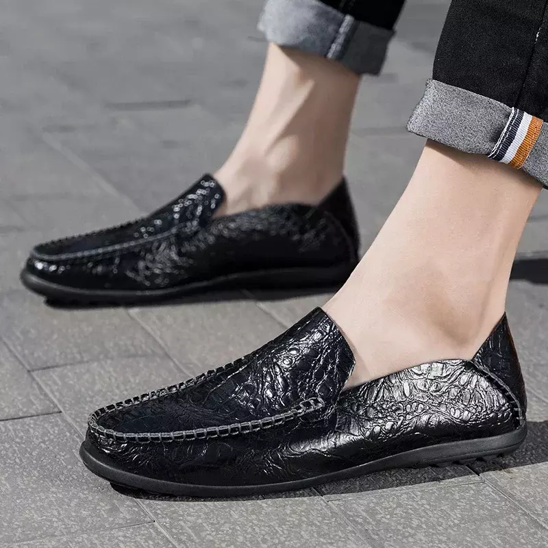 Mocassins masculinos de salto baixo, sapatos casuais de couro, sólido e conciso, alta qualidade, primavera e outono, à venda, 2023