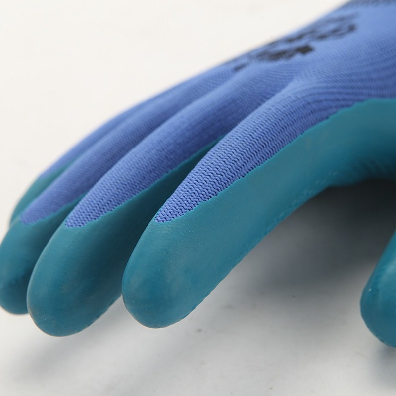 ラテックスエンボス手袋のペア、耐摩耗性の作業保護手袋、耐油性と防水の労働保護用の特別な手袋