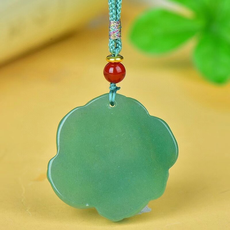 Aventurine Jade Pendant Natural Green Stone Necklace Pendants Womens Rose Amulet Jewellery Fine Flower Mascot Charms Jewelry