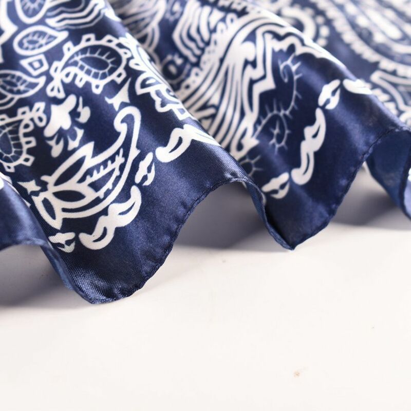 Шарф аксессуары большой квадратный шарф головной платок палантины Женская шаль шарфы в Корейском стиле шарф с принтом атласный шарф