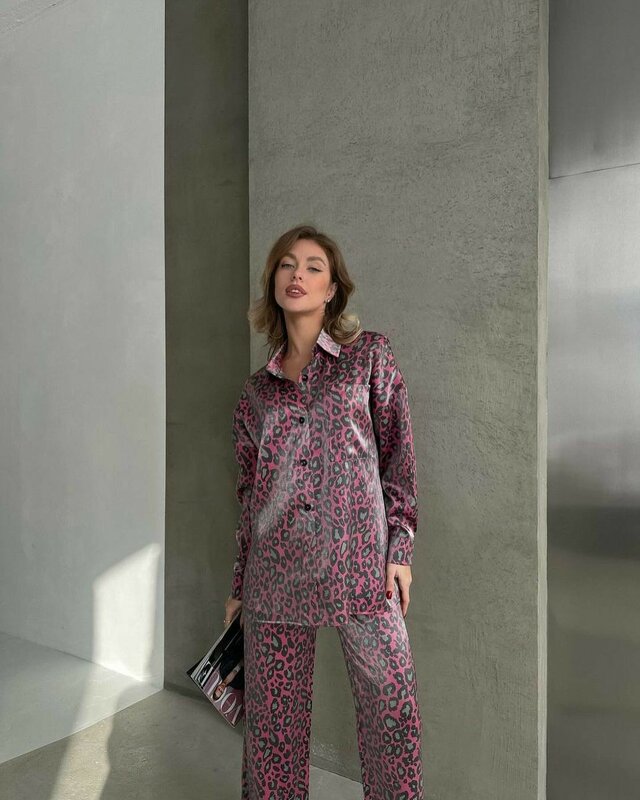 Mode braun Leoparden muster Set Pyjama für Frauen 2 Stück Seide Nachtwäsche Langarm Knopf Hemden Kordel zug Hosen Lounge Set