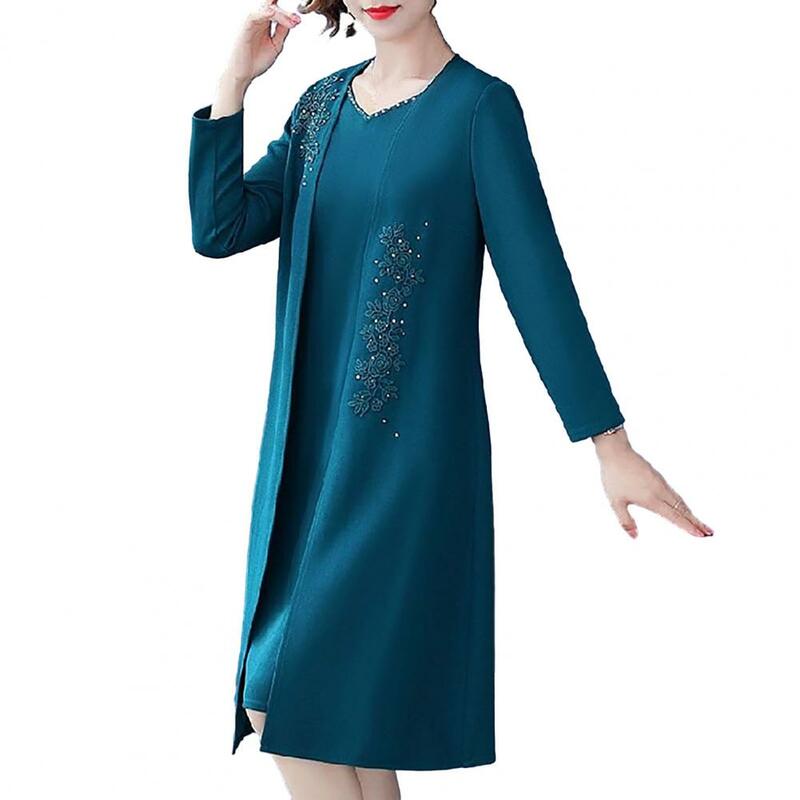 Sleeveless Dress Long Coat Combo Elegant Women's Coat Dress Set with Flower Embroidery V Neck Design Knee Length for Stylish