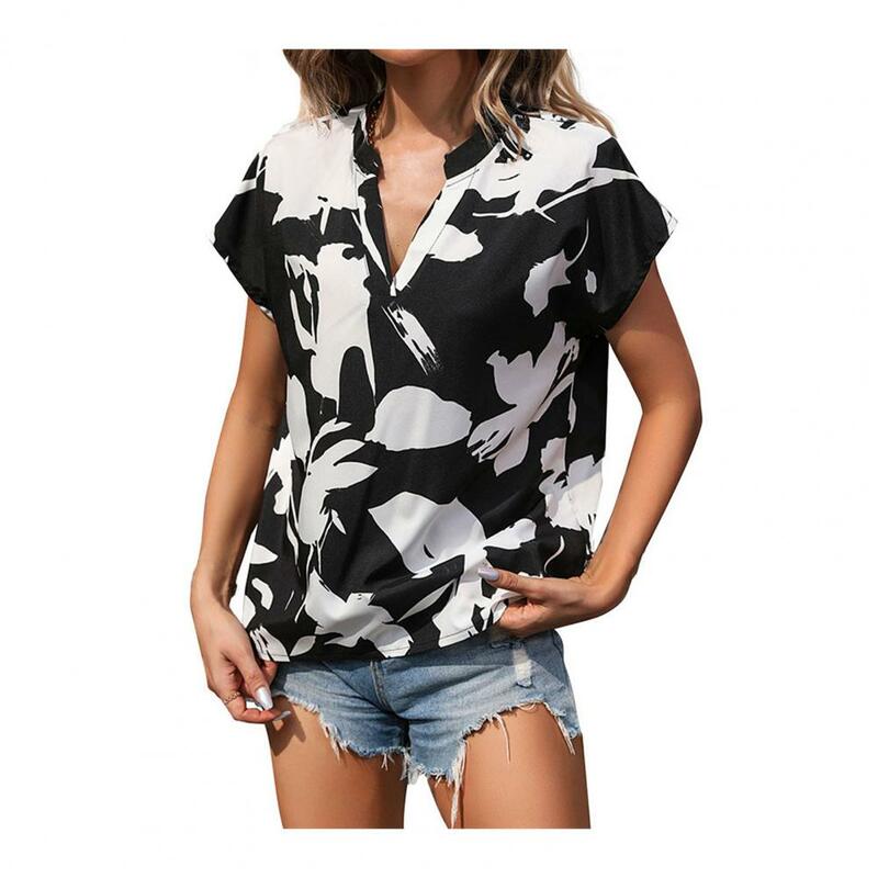 Women Shirt Stylish Women's V-neck Tee Shirt with Short Sleeves Loose Fit Casual Blouse Streetwear Print Summer Fashion