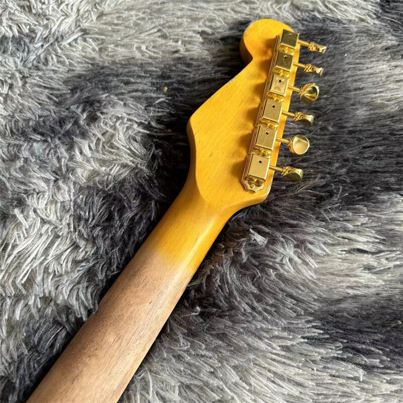 Gealterte alte Hand Relikte srv E-Gitarre mit Erle Körper Palisander Griffbrett Gold Farbe Hardware Versand schnell
