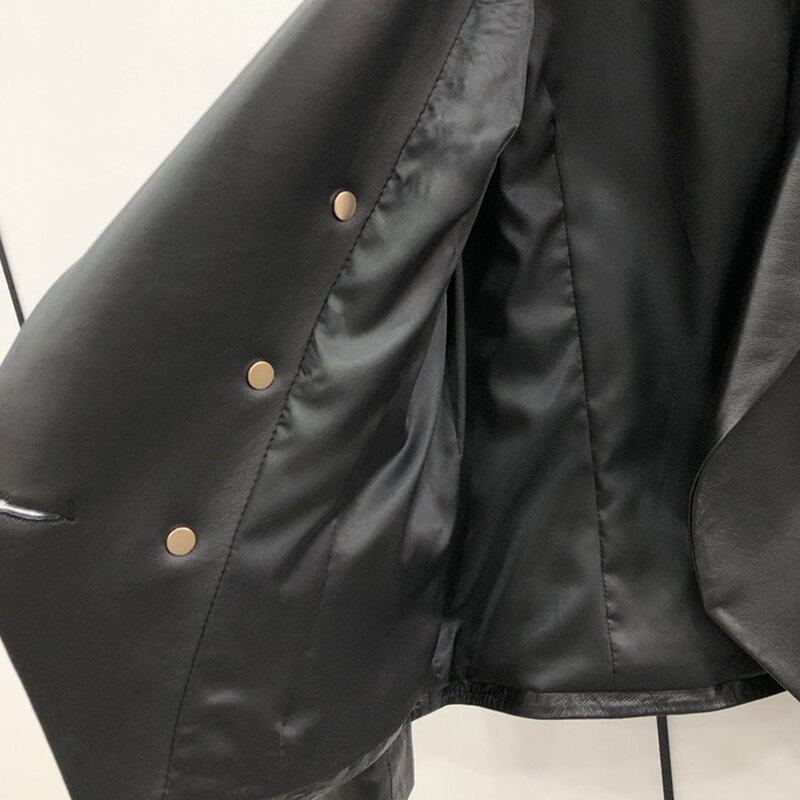 女性本物の革のジャケットダブルブレスト2022新しい本物のシープスキンショートコートボタンデザインファッション秋冬生き抜く9079