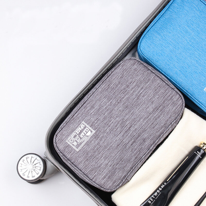 High Quality Women Makeup Bags Portable Travel Cosmetic Bag Toiletries Organizer Waterproof Storage Hanging Bathroom Wash Bag