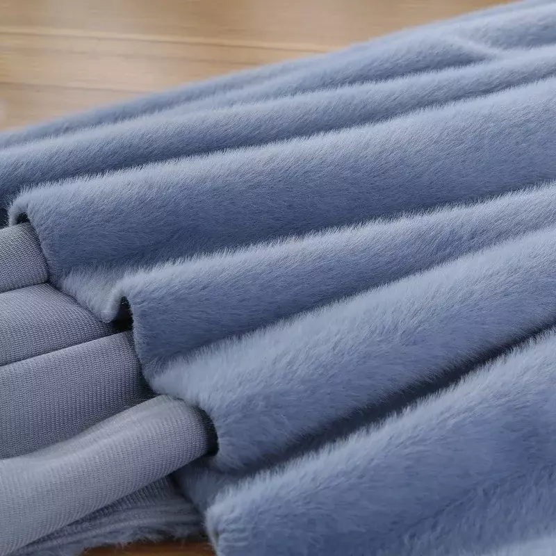 Plush Fabric By The Meter for Coats Clothes Decorative Diy Sewing Winter Thickened Fleece Cloth Plain Soft Drape Encrypted White