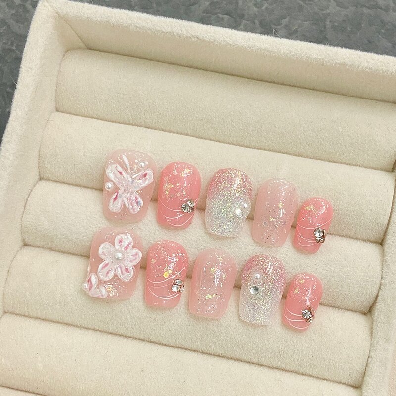 10Pcs Blush Pink Handmade Press on Nails Glossy Sequins Fake Nails Butterfly Flower Design Short Square Wearable Manicure Nails
