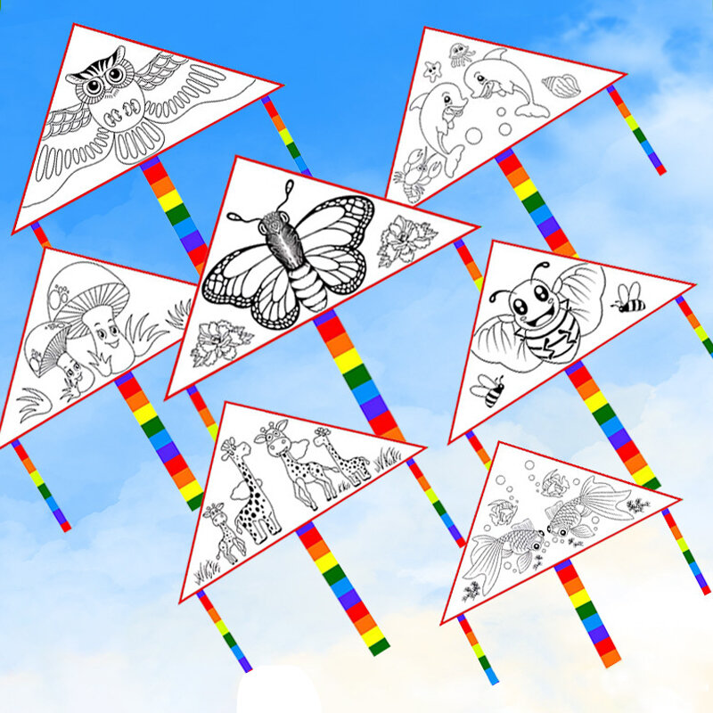 Aleatório 1pc Pintura DIY Kite Colorido Kite Flying Dobrável Praia Ao Ar Livre Kite Crianças Crianças Esporte Engraçado Brinquedos