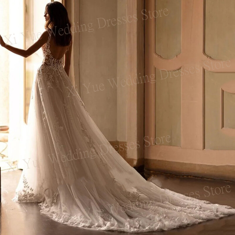 아름다운 절묘한 A 라인 웨딩 드레스, 브이넥 레이스 아플리케, 신부 가운, 민소매 스파게티 스트랩, 얇은 명주 그물