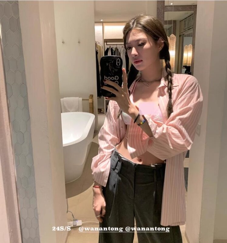 Camisa de bolso feminina de manga de ombro na moda coreana, camisas casuais soltas, blusa listra rosa, roupas femininas, novo, 2024