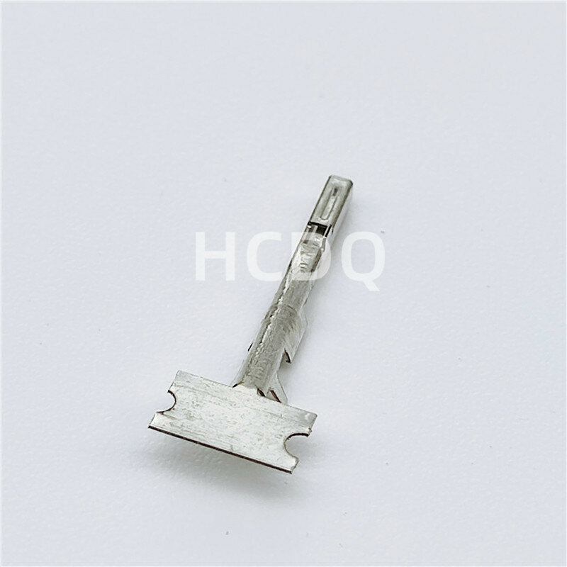 100PCS Supply original automobile connector 560023-0421 metal copper terminal pin