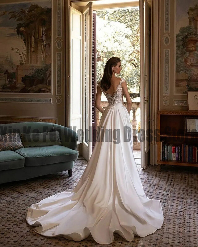 Elegant Pretty A-line Wedding Dresses Deep V-neck Sleeveless Sexy Off Shoulder Lace Applique Court Bridal Gown Custom Made 2023
