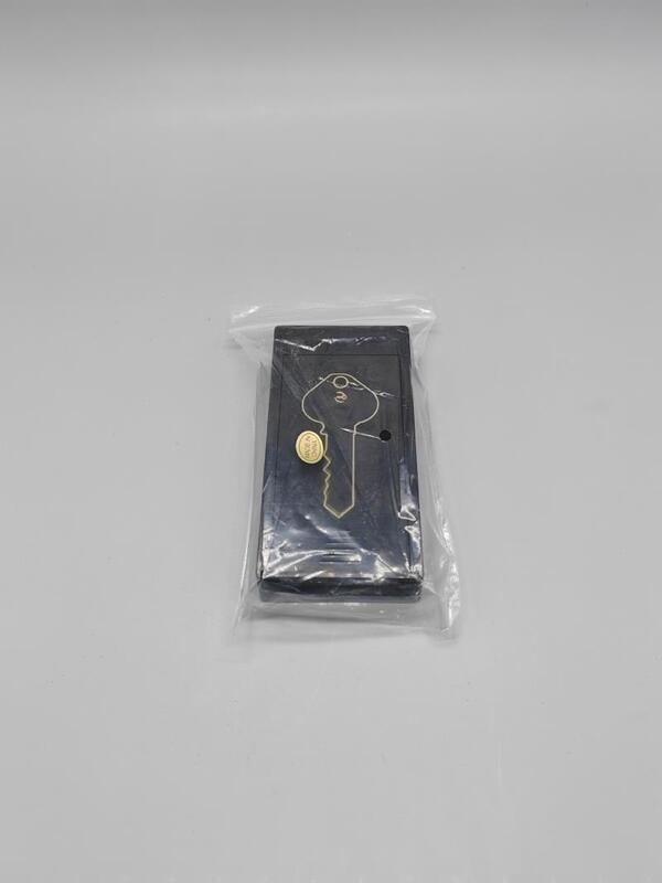 กล่องกุญแจแม่เหล็กสีดำสุดสร้างสรรค์เพื่อป้องกันการสูญหายการซ่อนอย่างลับกล่องเก็บกุญแจกุญแจรถแบบพกพา