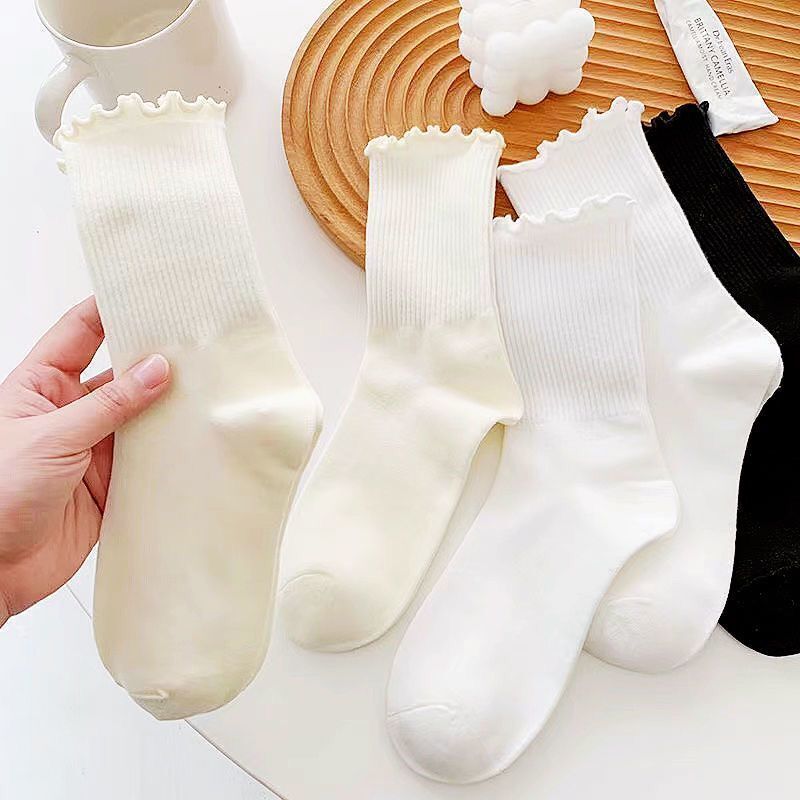 Neue hochwertige 3 Paar Frauen Rüschen Spitze süße Socken Polyester Baumwolle lose Stricken einfarbig lange atmungsaktive Mittel rohr Socke