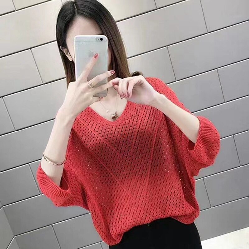Short Top 2023 Summer Thin V-Neck Bat Sleeve T-shirt Women's Cover Up Loose Large Hollow Out Knit Women's Wear