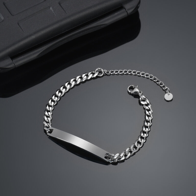 Akizoom-Bracelets personnalisés en acier inoxydable pour femmes, bijoux de colonne vertébrale, optique réglable, nom gravé, cubain JOBar, cadeau
