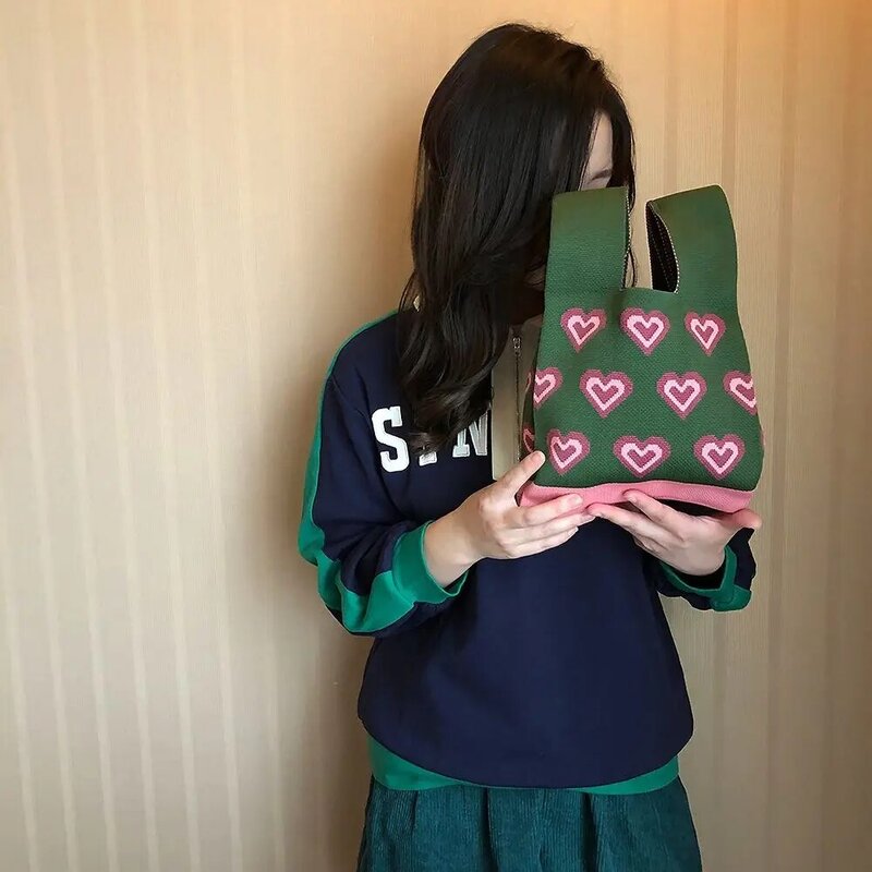 Knitted Wrist Bag for Women Casual Shoulder Tote Bag Flower Heart Female Reusable Shopping Bags Woven Fashion Handbag