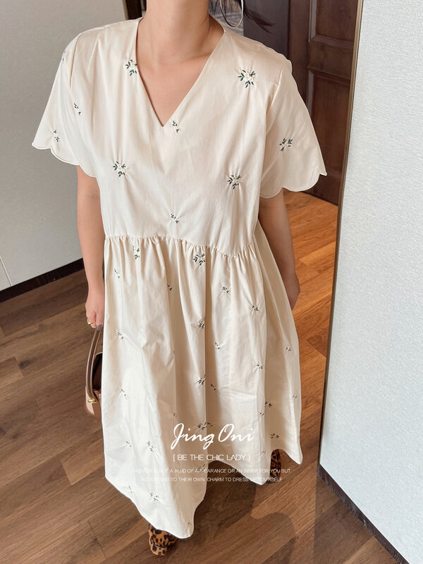 Vestido bordado de manga corta para mujer, ropa de estilo elegante coreano, blusas de moda para playa, bata larga Floral Vintage 2023