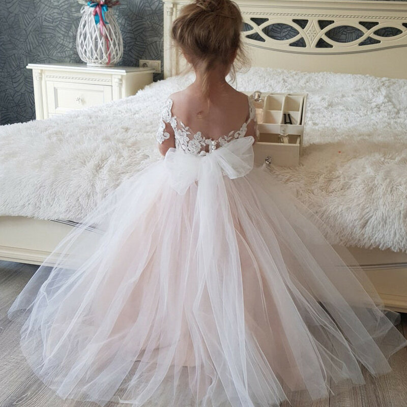 Cute 2023 Flower Girls Dress With Sleeves For Wedding Party Lace Puffy Bow Princess Ball Gown Little Girls Birthday Outfits