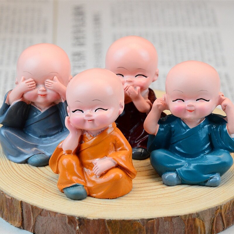 4Pcs Resin Crafts Gift Lovely Little Monk Sculptures Cute Monks Buddha Statues Creative Buddha Dolls Table Car Decoration
