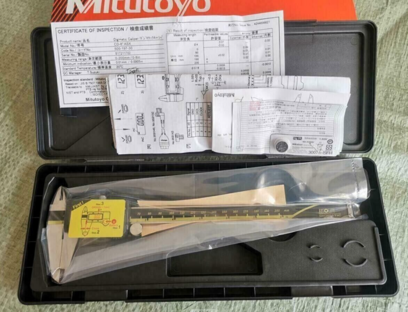 Mitutoyo Japan 500-197-20 200mm/0-8" Absolute Digital Digimatic Vernier Caliper