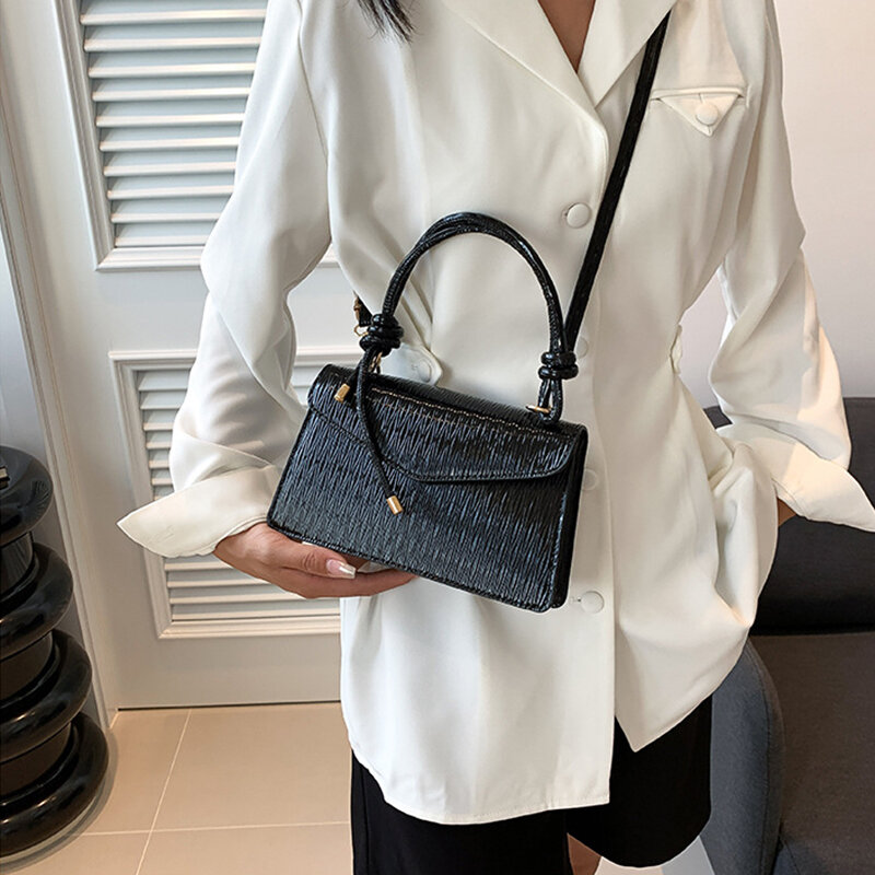 Tas kulit Pu estetika Fashion wanita, tas kasual untuk wanita desainer sederhana tas bahu kecil tas tangan serbaguna 2024