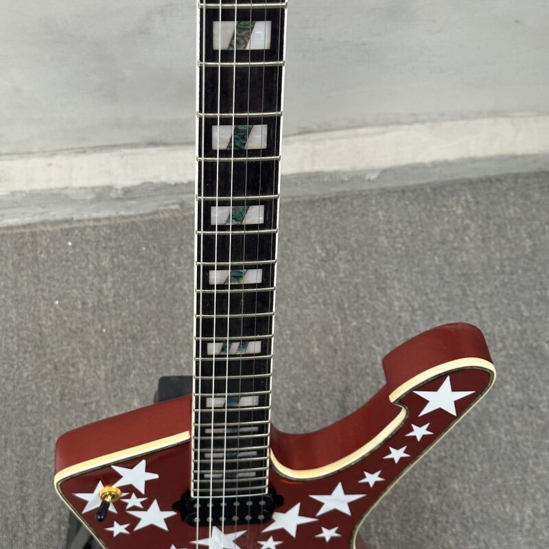 В наличии Заводская красная пятизвездочная электрическая гитара, золотая фурнитура HH, захват 6 струнных блоков, инкрустированные гитары, гитара