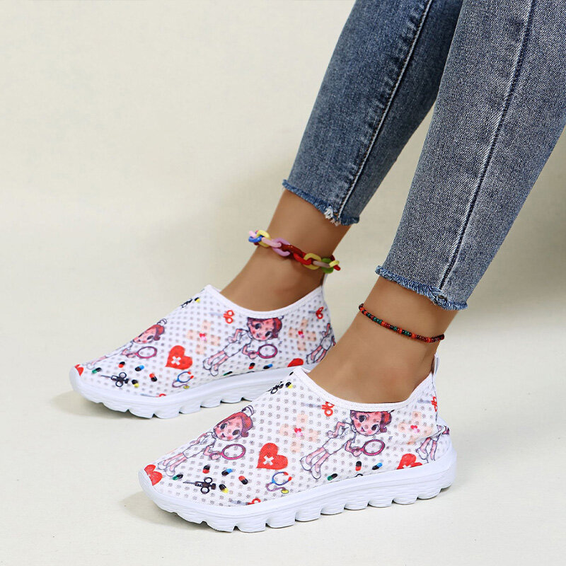 Women Shoes Lightweight Comfortable Casual Shoes Cartoon Nurse Print Women Sneakers Breathable Flats Shoes Zapatillas Mujer35-43