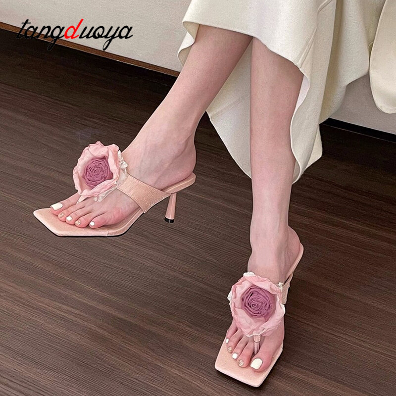 Modne kwiatowe sandały na szpilce kapcie Temperament nowe klapki damskie sandały modne buty w kwiaty japonki Mujer obuwie