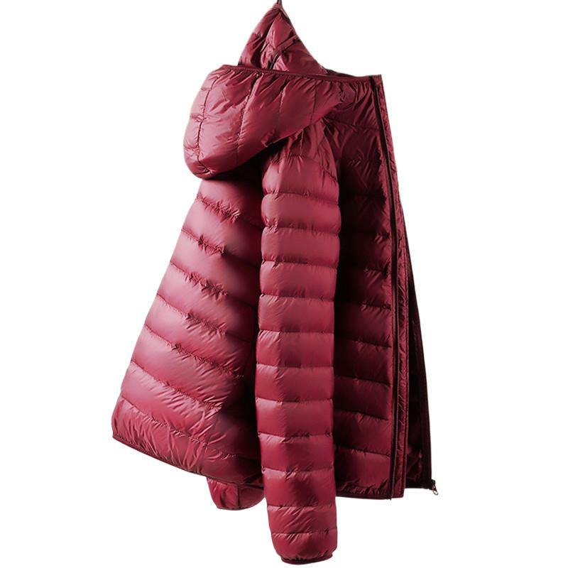 2024 Winter Fashion Brand Ultra Light Duck Down Jacket Mens Korean Streetwear Feather Coats plus size 5XL 6XL Warm Men Clothes