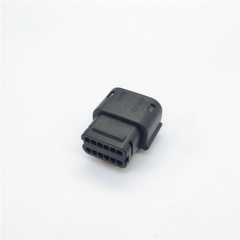 10 PCS Original and genuine 33472-1206 automobile connector plug housing supplied from stock