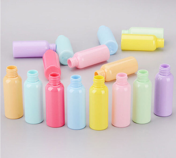 50ml neue bunte nachfüllbare Flasche Kunststoffs pray Parfüm flasche tragbare leere Fein nebel zerstäuber Kosmetik behälter für die Reise