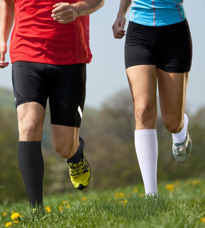 3/6/7คู่ถุงเท้ากันกระแทกผู้ชายผู้หญิงกีฬาวิ่งถุงเท้าเส้นเลือดขอดบวมเข่าสนับสนุนการบีบอัดถุงน่อง